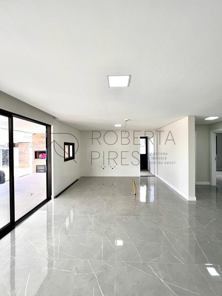 Linda casa no condomínio Caledônia, Bairro Santa Regina. – foto 6