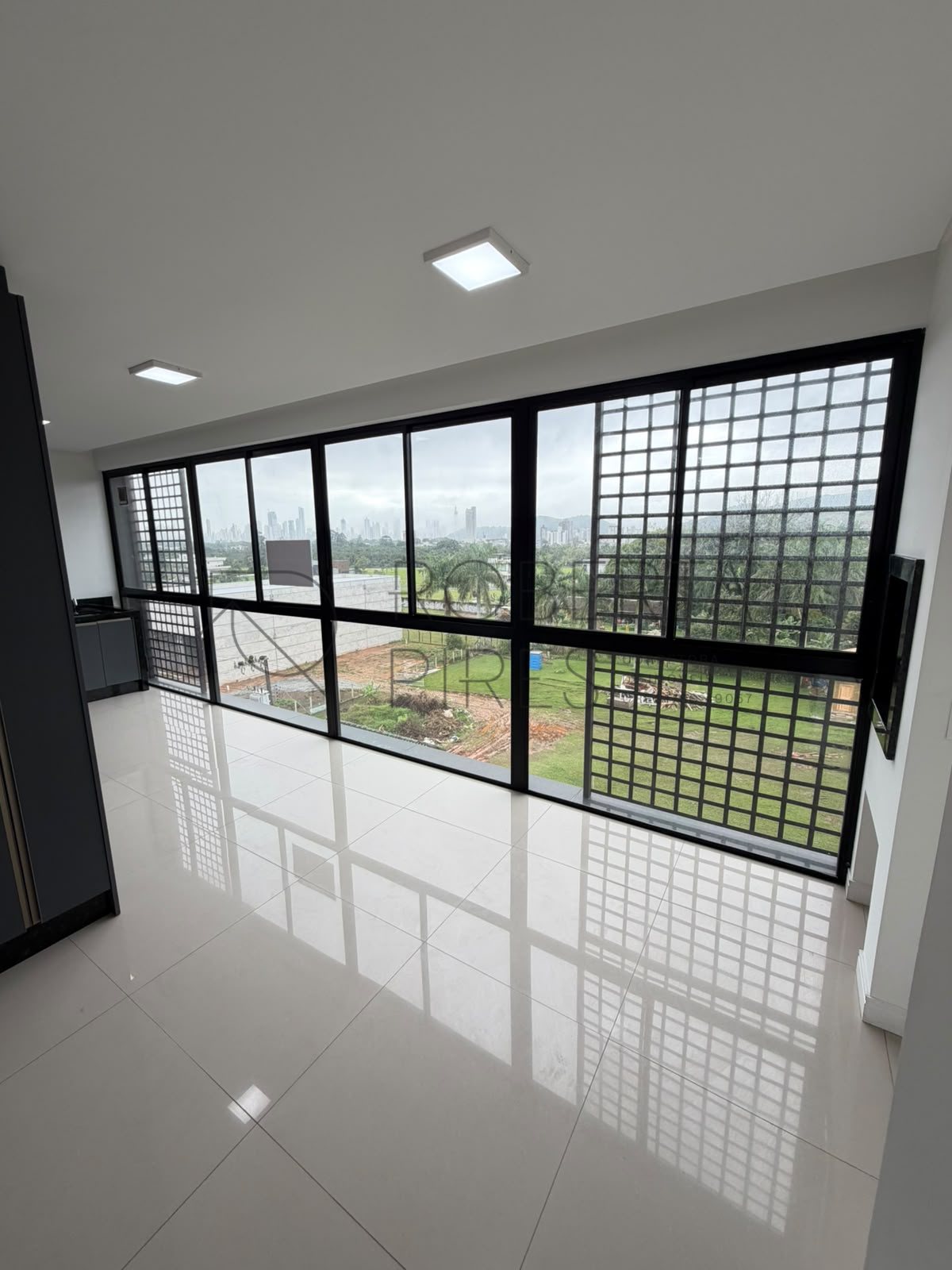 Apartamento Moderno à venda Centro de Camboriú – foto 14