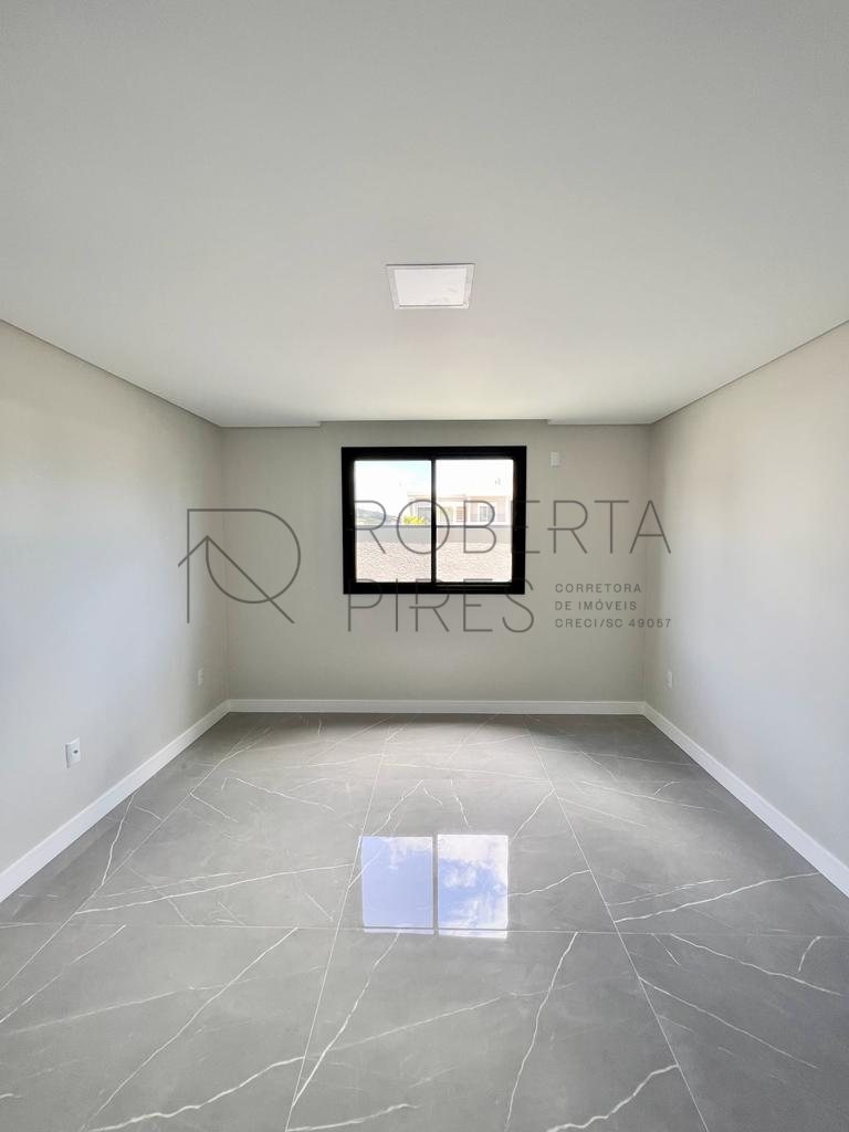 Linda casa no condomínio Caledônia, Bairro Santa Regina. – foto 12