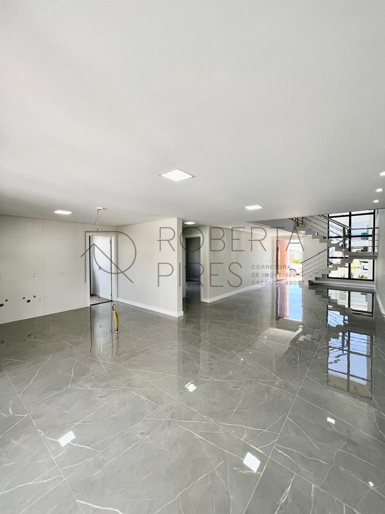 Linda casa no condomínio Caledônia, Bairro Santa Regina. – foto 14