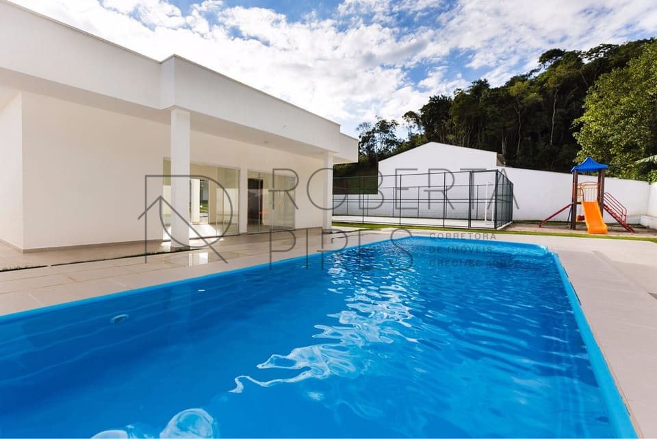 Casa em condomínio no Rio Pequeno – foto 2