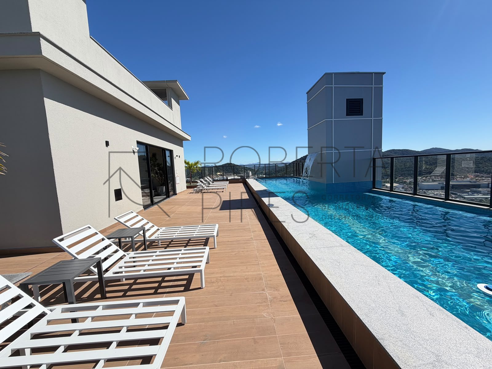 Apartamento no Edifício Camboriú Boulevard – foto 2