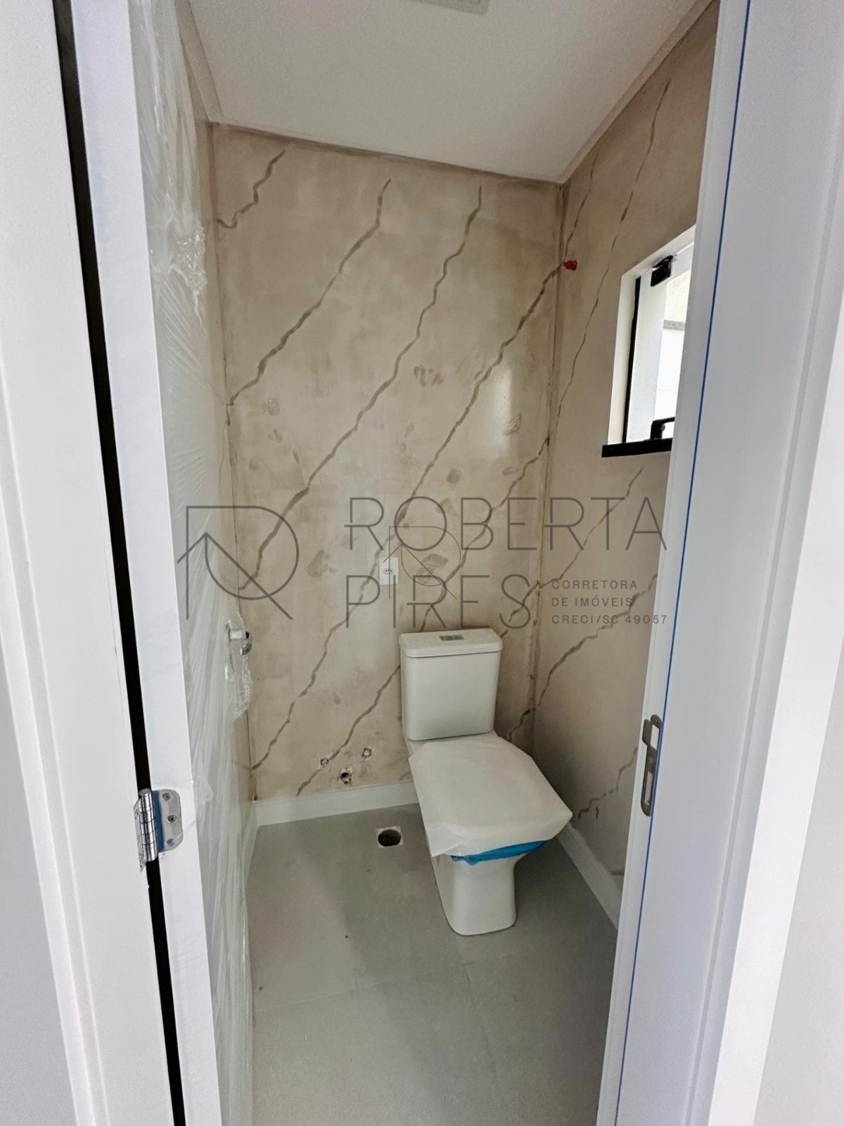 Sobrado novo à venda, Bairro Rio Pequeno - Camboriú – foto 10
