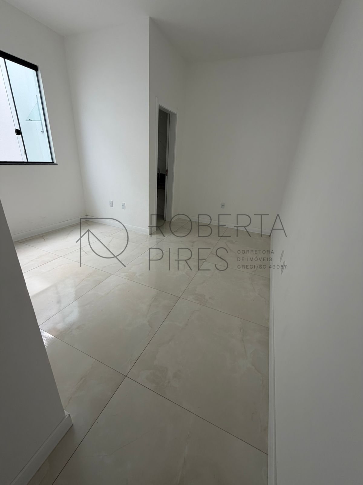 CASA TÉRREA À VENDA EM CAMBORIÚ – foto 6